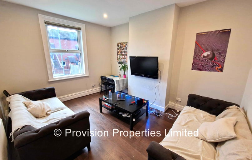 Ebor Mount, Hyde Park, Leeds - Image 1