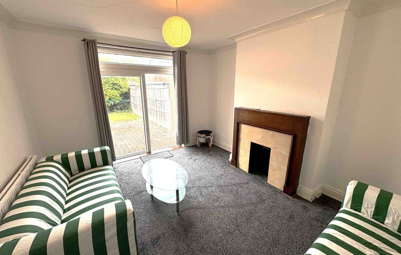 St Annes Road, Headingley, Leeds - Image 1