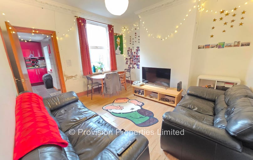 Norwood Place, Hyde Park, Leeds - Image 1