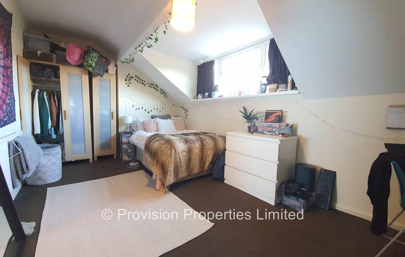 Woodsley Road, Hyde Park, Leeds - Image 1