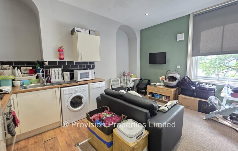 Moorland Road, Hyde Park, Leeds - Image 1