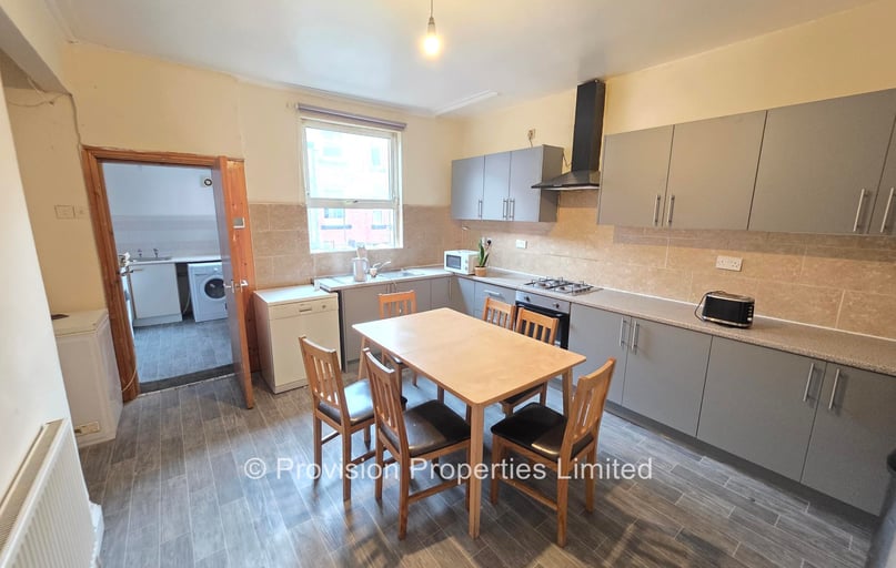 Welton Mount, Hyde Park, Leeds - Image 1