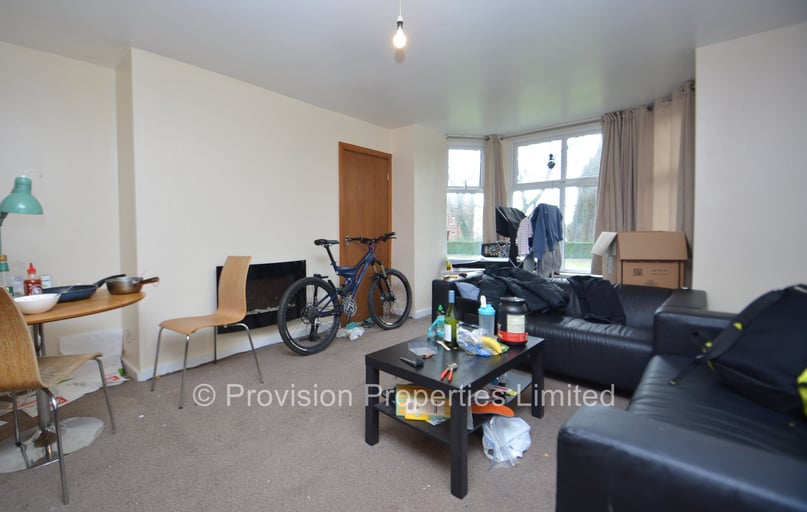 Cliff Road, Rampart Road, Leeds - Image 1