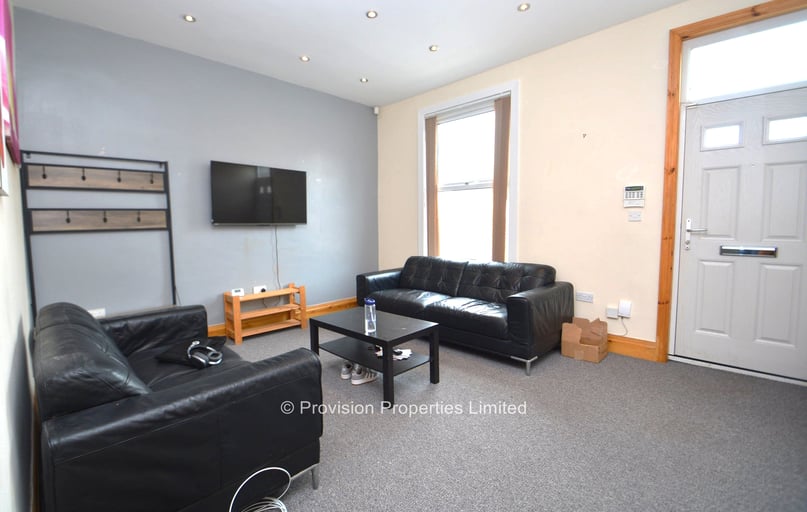 Woodsley Road, Hyde Park, Leeds - Image 1