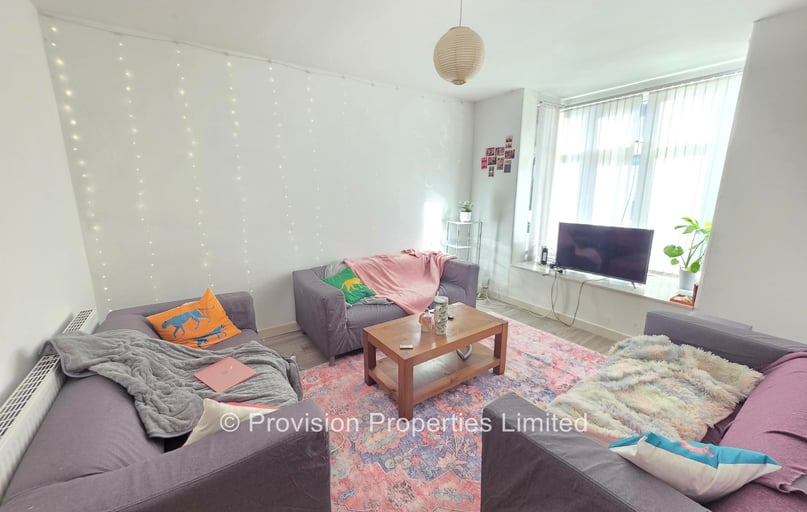 Norwood Place, Hyde Park, Leeds - Image 1