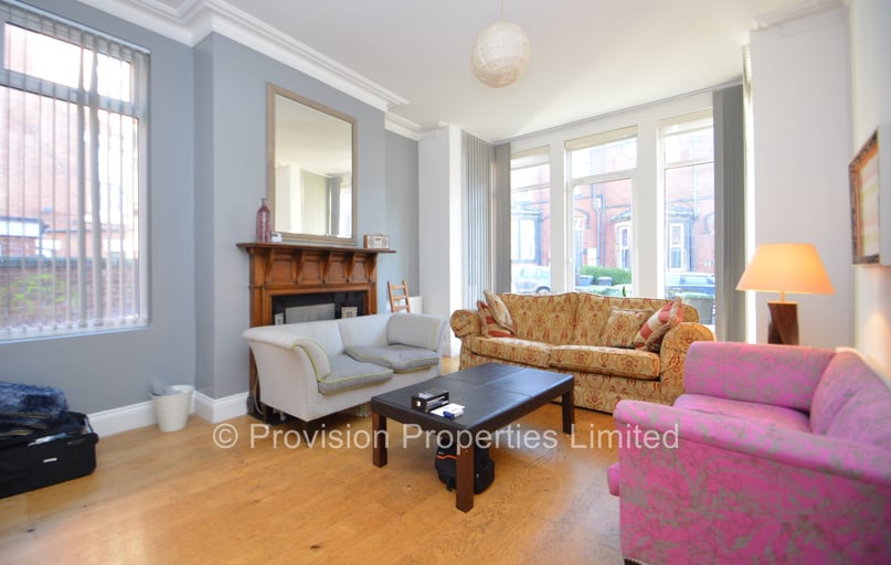 Regent Park Avenue, Rampart Road, Leeds - Image 1