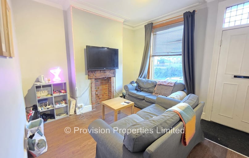 Harold Terrace, Burley, Leeds - Image 1