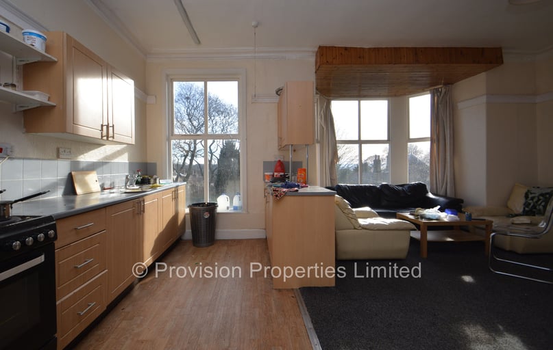 Cliff Road, Rampart Road, Leeds - Image 1