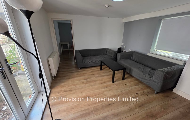 Cardigan Road, Burley, Leeds - Image 1