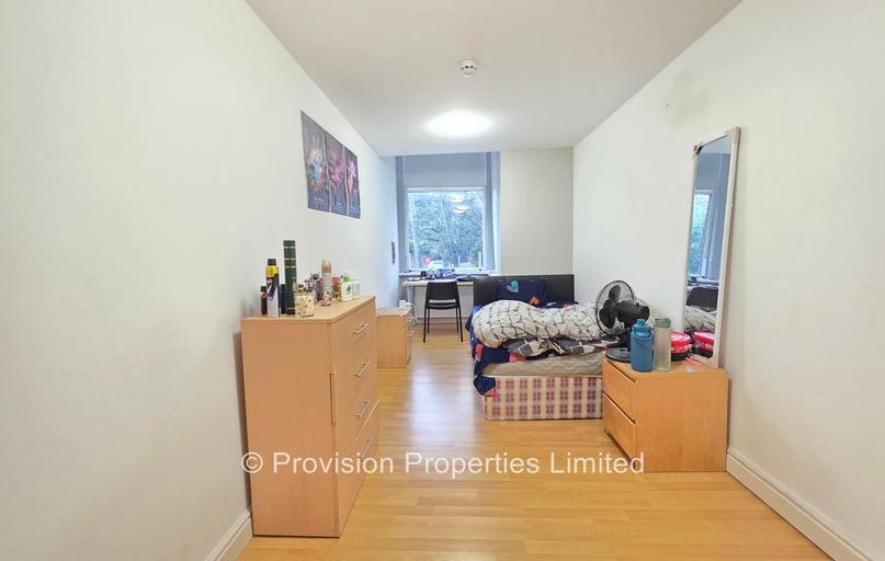 Cardigan Road, Burley, Leeds - Image 1