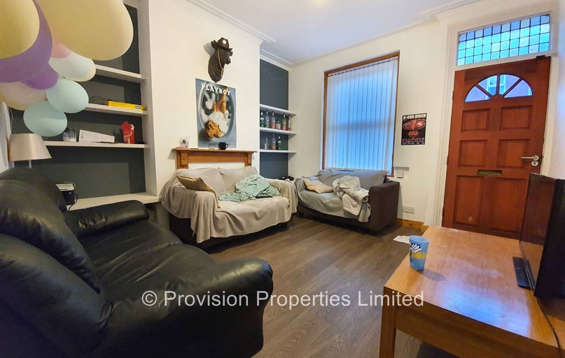 Welton Mount, Hyde Park, Leeds - Image 1