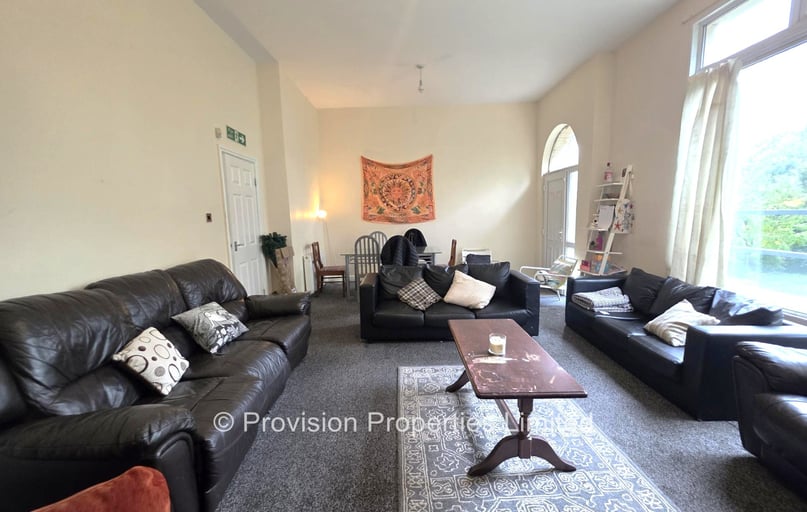 Moorland Avenue, Hyde Park, Leeds - Image 1