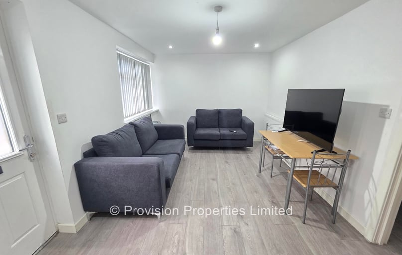 Willow Close, Burley, Leeds - Image 1