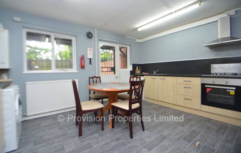 Well Close Rise, Woodhouse, Leeds - Image 1