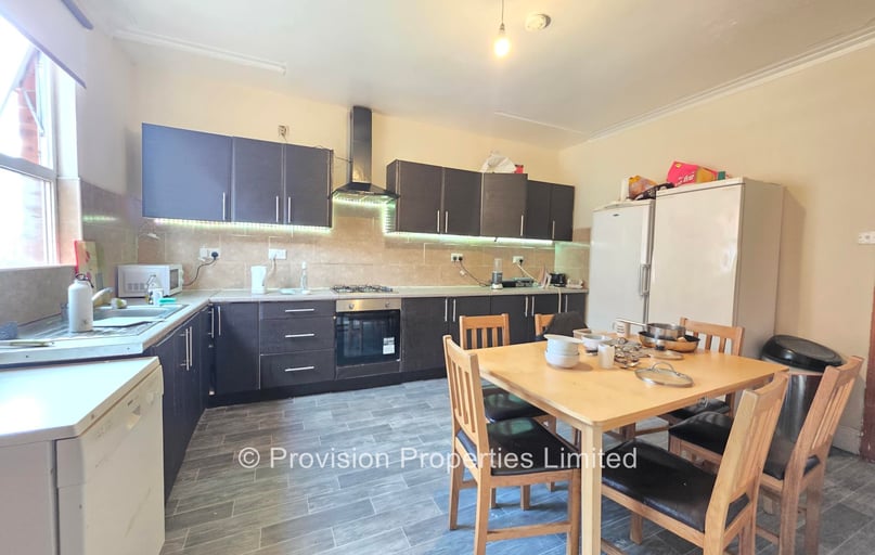 Welton Mount, Hyde Park, Leeds - Image 1