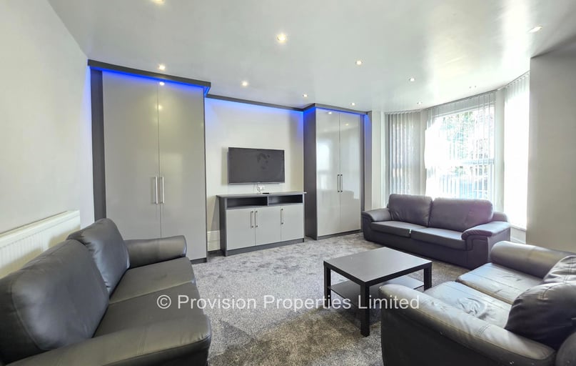 Bainbrigge Road, Headingley, Leeds - Image 1
