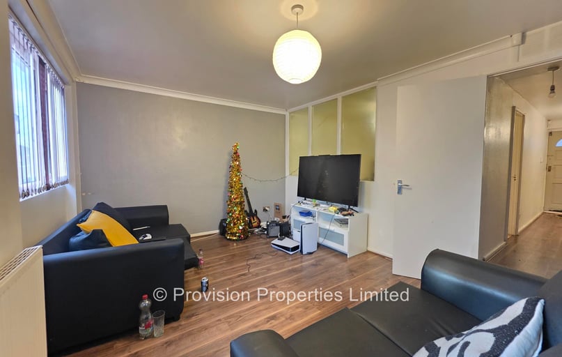 Kendal Lane, Woodhouse, Leeds - Image 1