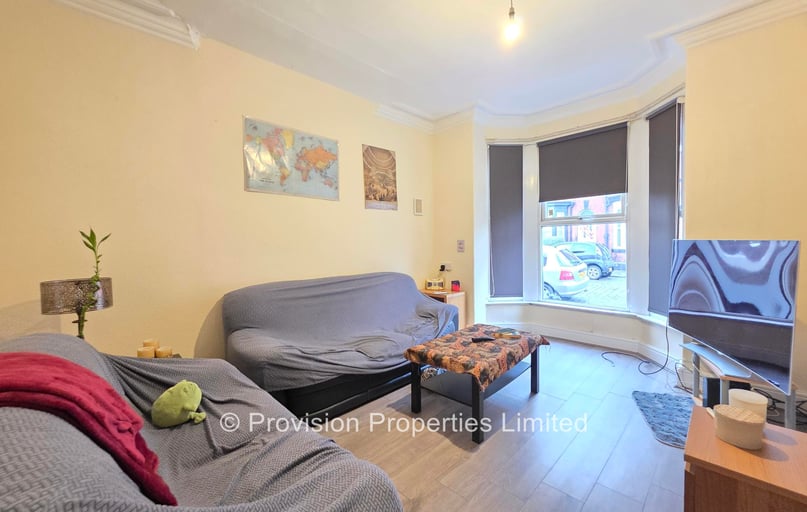 Ashville Terrace, Burley, Leeds - Image 1