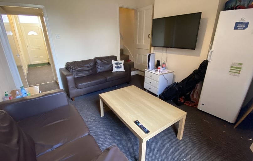 Dawlish Road, Selly Oak, Selly Park, Birmingham - Image 1