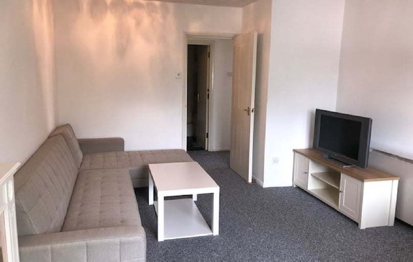 F11 - 22 Artillery Street, esley Green, Small Heath, Birmingham - Image 1