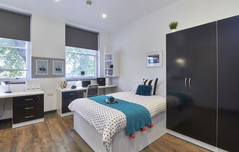 Bristol St - Double Studio,, City Centre, Birmingham - Image 1