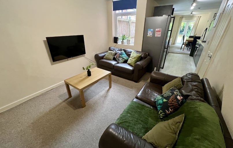 Heeley Road (D), Selly Oak, Selly Park, Birmingham - Image 1