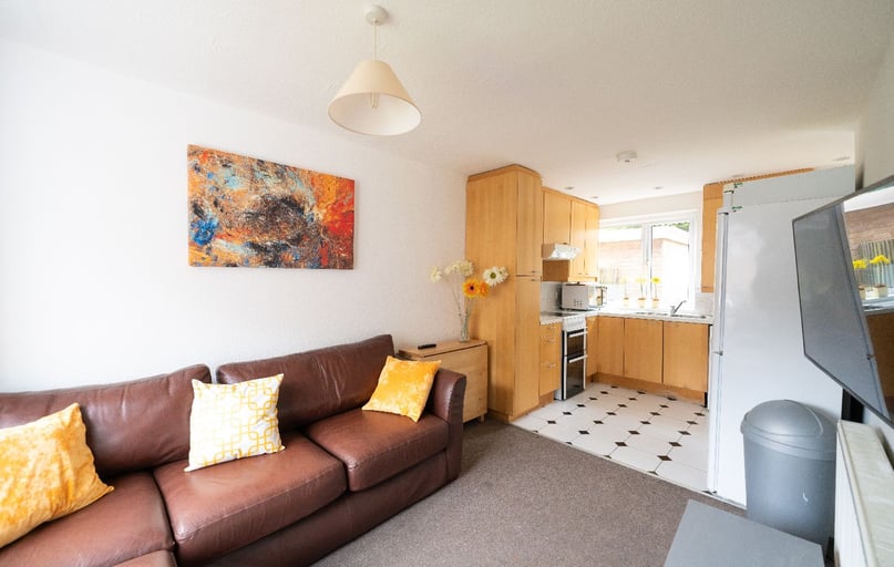 Leahurst Crescent (D), Harborne, Harborne, Birmingham - Image 1