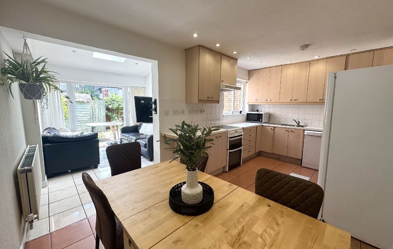 Leeson Walk (D), Harborne, Harborne, Birmingham - Image 1