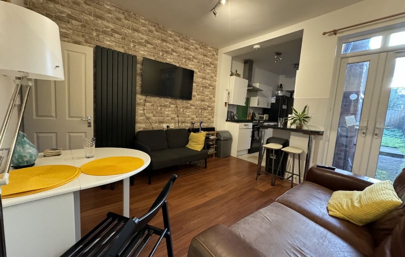 Tiverton Road, Selly Oak, Selly Park, Birmingham - Image 1