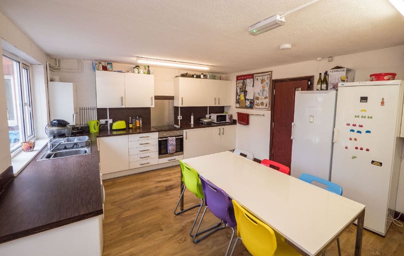 Raddlebarn Court (D), Selly Oak, Selly Park, Birmingham - Image 1