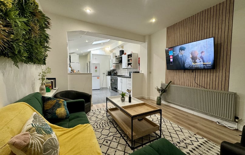 Tiverton Road (D), Selly Oak, Selly Park, Birmingham - Image 1