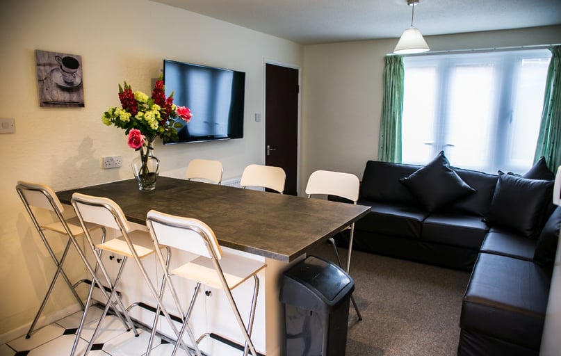 Leahurst Crescent (E), Harborne, Harborne, Birmingham - Image 1