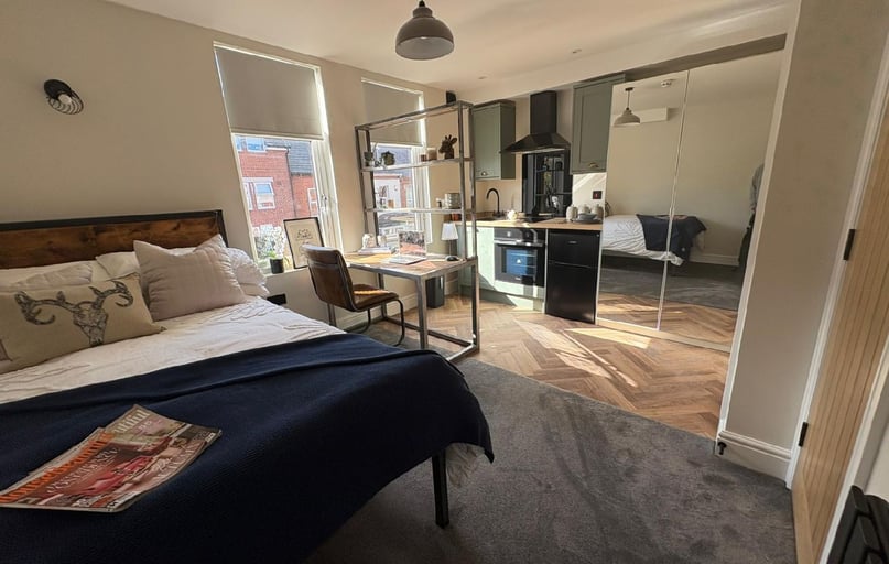 U 71 Raddlebarn Road, Selly Oak, Selly Park, Birmingham - Image 1