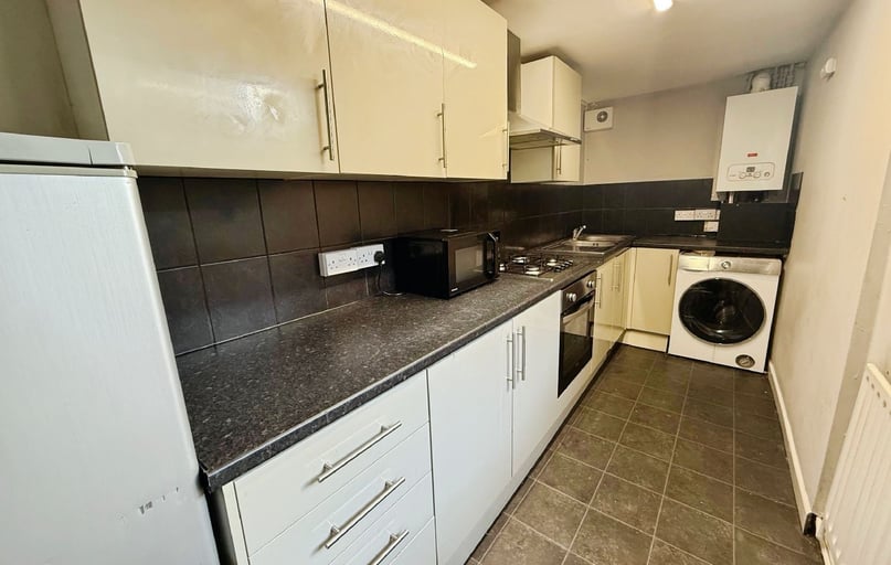 Frederick Grove, Lenton, Lenton, Nottingham - Image 1