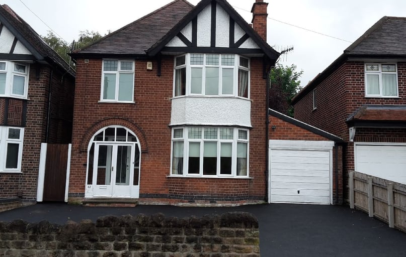 Charnock Avenue, Wollaton Park, Lenton, Nottingham - Image 1