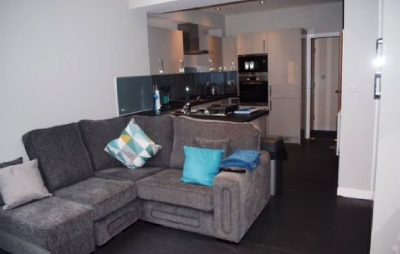 Heeley Road, Selly Oak, Selly Park, Birmingham - Image 1