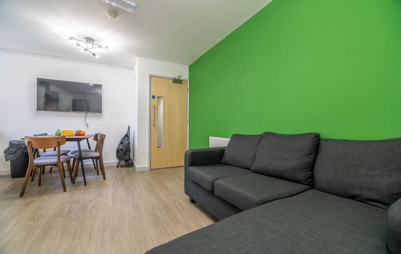 Flat 9a Bywater House, Edgbaston, City Centre, Birmingham - Image 1