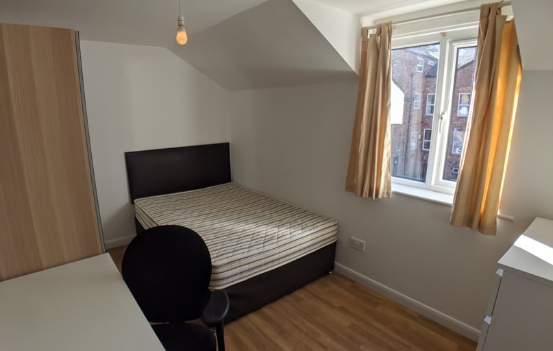 Ladybarn Road, Fallowfield, Manchester - Image 1