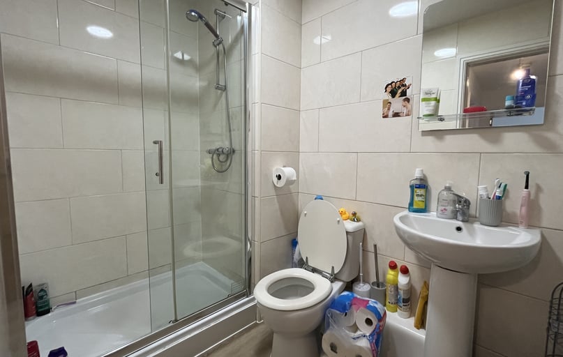 Plymouth Grove, Ardwick, Manchester - Image 1