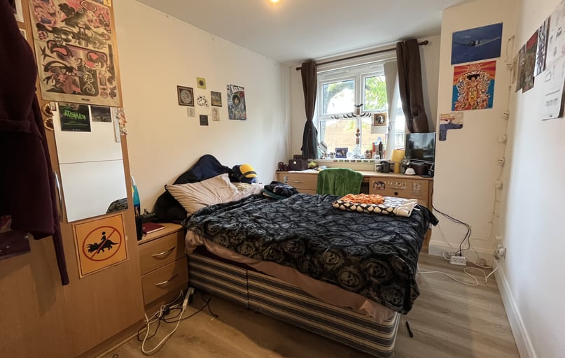 Plymouth Grove, Ardwick, Manchester - Image 1