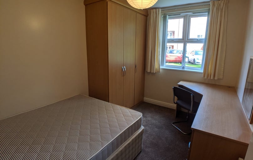 208 Plymouth Grove, Ardwick, Manchester - Image 1