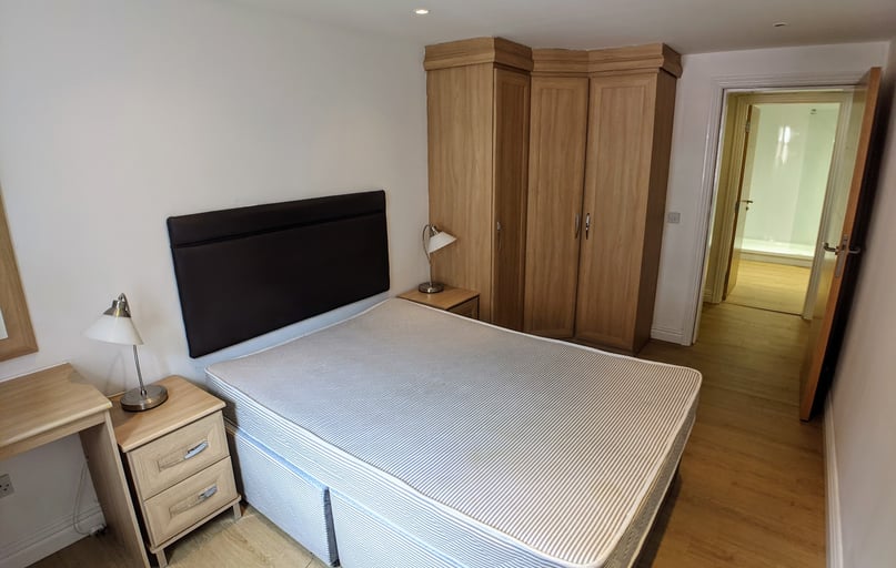 Oxford Road, Chorlton on Medlock, Manchester - Image 1