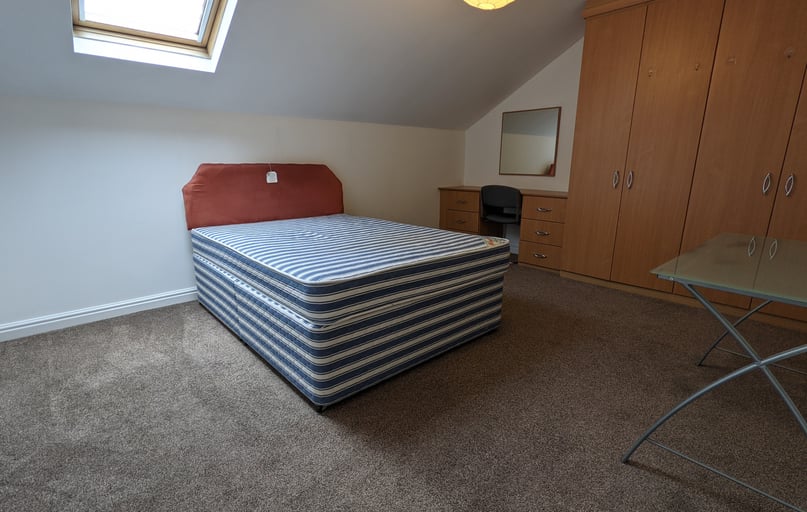Plymouth Grove, Ardwick, Manchester - Image 1