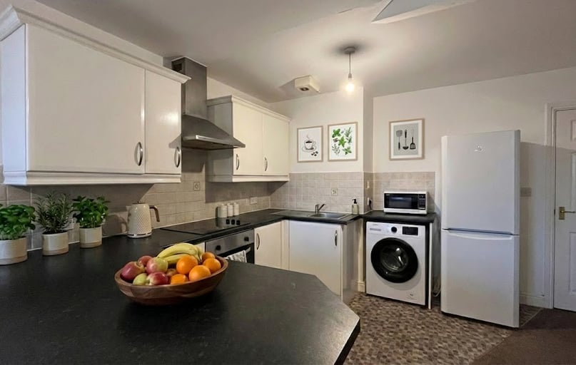 Plymouth Grove, Ardwick, Manchester - Image 1