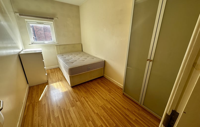 Barlow Moor Road, West Didsbury, Manchester - Image 1