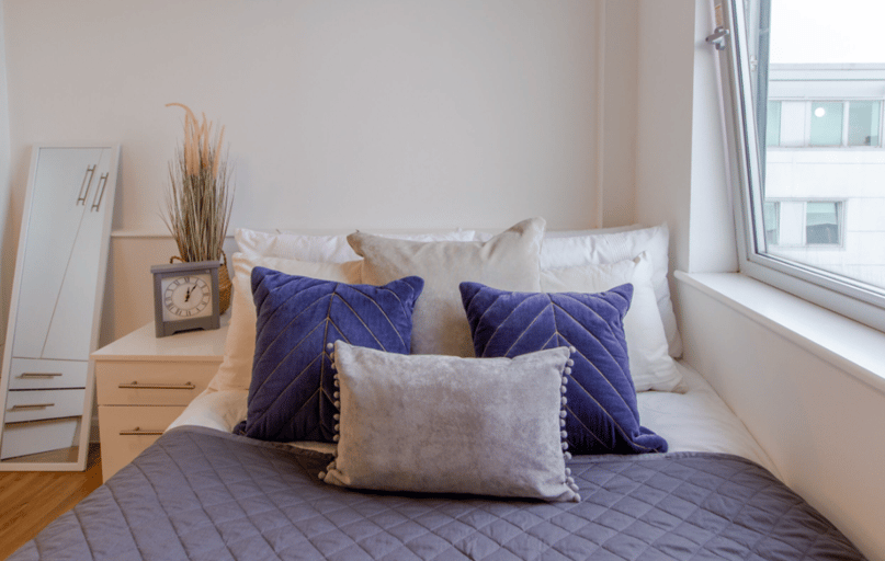 Bronze 2 Bed Room, The Glasshouse, Union Road, City Centre, Nottingham - Image 1