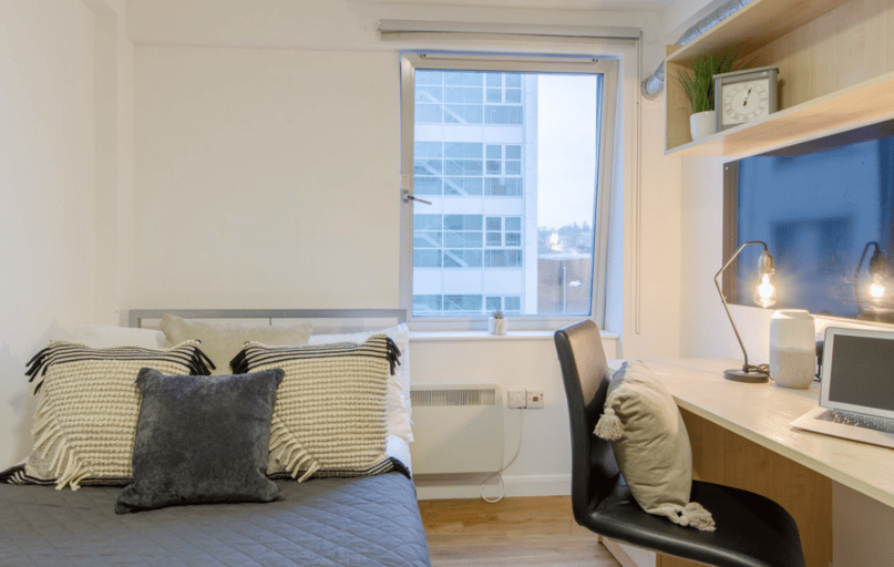 Bronze 6-7 Bed Room, The Glasshouse, Union Road, City Centre, Nottingham - Image 1
