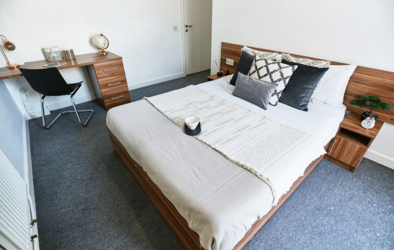 2 Bed Apartment, Windsor Court, 112 - 128 London Road, City Centre, Liverpool - Image 1