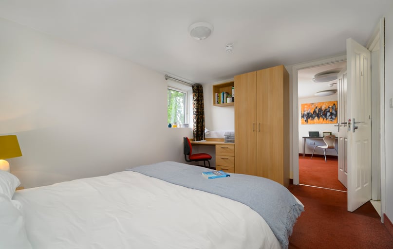 1 Bedroom Deluxe Student Apartment, Cadnam Hall, 65 Cadnam Close, Harborne, Birmingham - Image 1