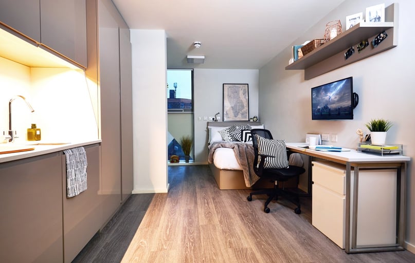 Accessible Room, Richmond House, Terminus Terrace, City Centre, Southampton - Image 1